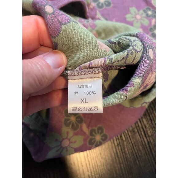 Super soft and comfy Asian-inspired floral top - Picture 4 of 7